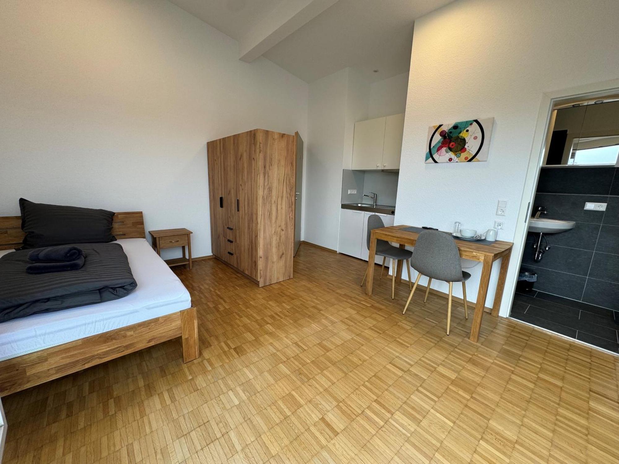 Pension Schweizer Laupheim Exteriör bild
