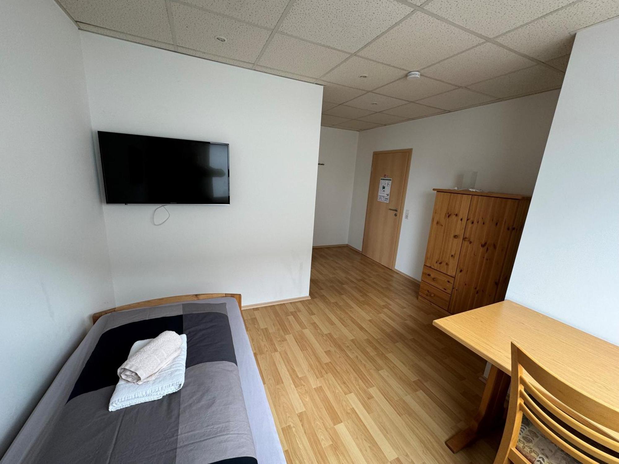 Pension Schweizer Laupheim Exteriör bild
